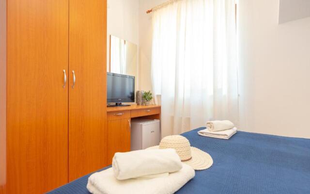 Apartments Mondo