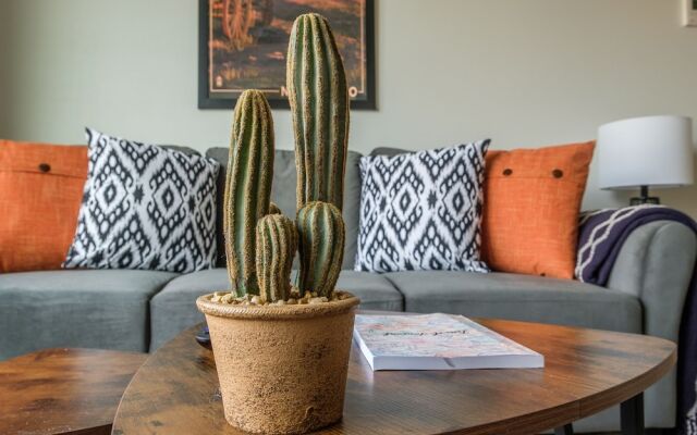 Comfy Downtown Apartments by Frontdesk
