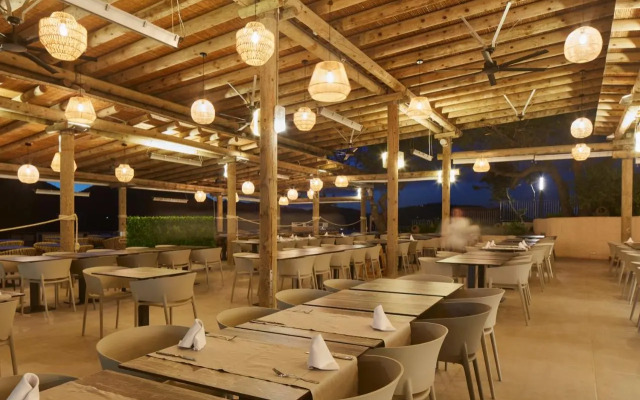 Invisa Hotel Club Cala Verde