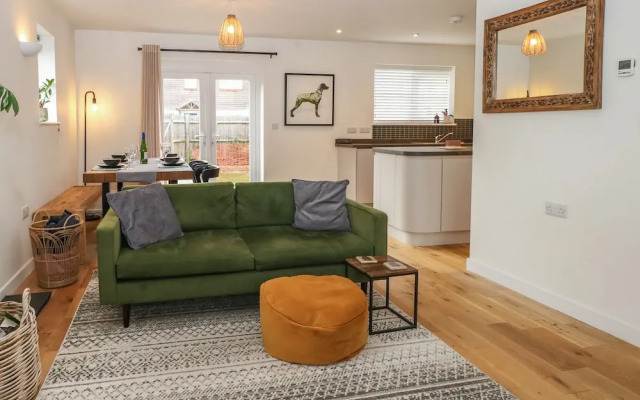 1 Matrons Cottages
