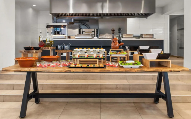 Cabana Blu Lifestyle Boutique Hotel & Suites