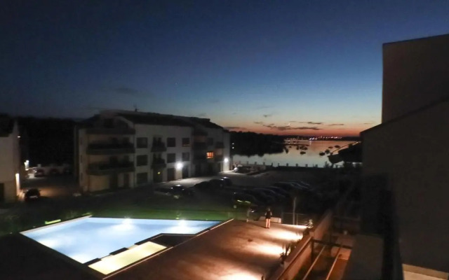 Penthouse No6