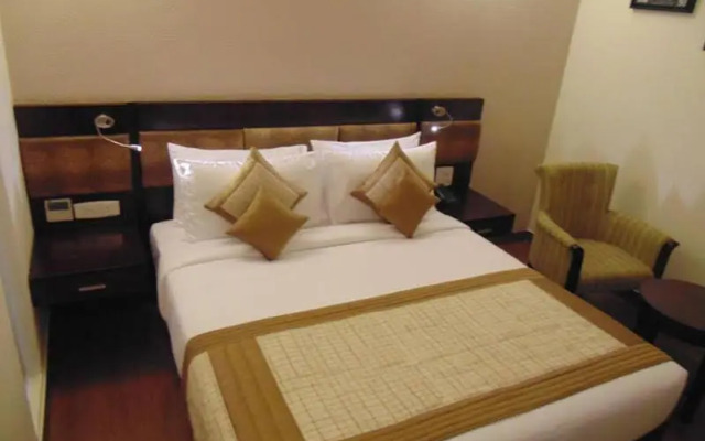 Tavisha Hotel