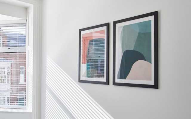 The Ruby Retreat Apartment