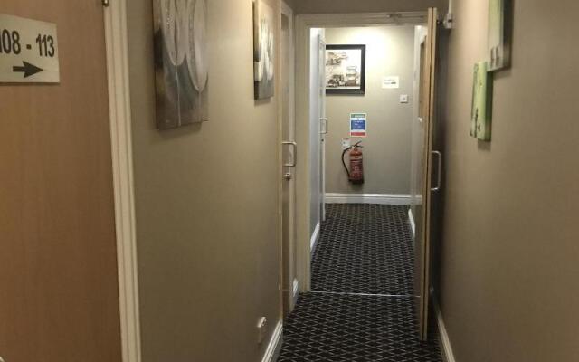Pacific Inn London Heathrow