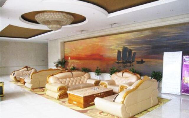 Hongzehu Jinjiuling Hotel