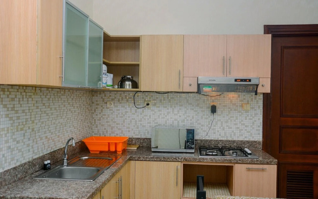 Exclusive 2Br The Bellezza Apartment With City View