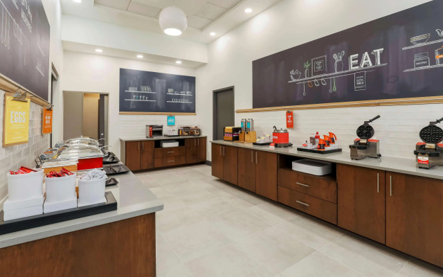 Hampton Inn & Suites Pittsburgh-Downtown