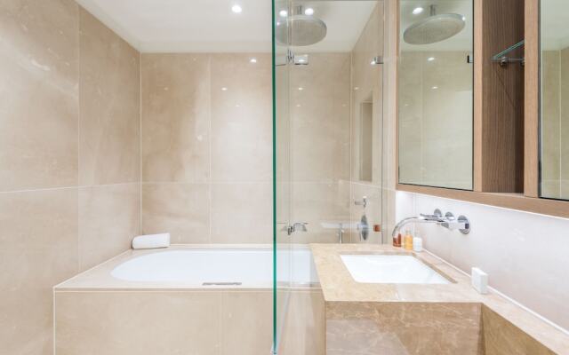 Luxurious Apartment by Richmond Park