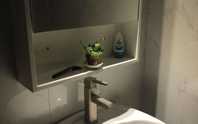 Nup Saigon Homestay - Hostel