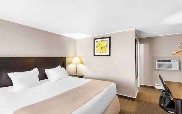 Rodeway Inn Gorham Riverside