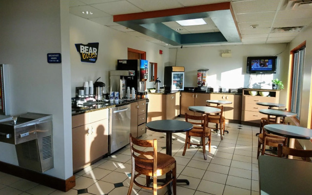 Travelodge by Wyndham Knoxville East