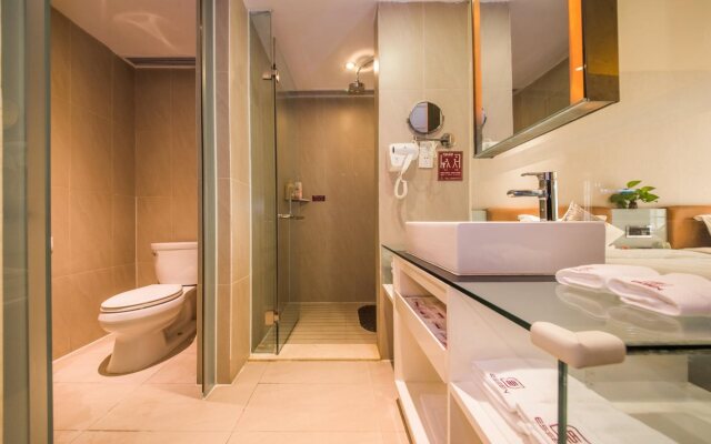 Yi Chen International Hotel - Chengdu