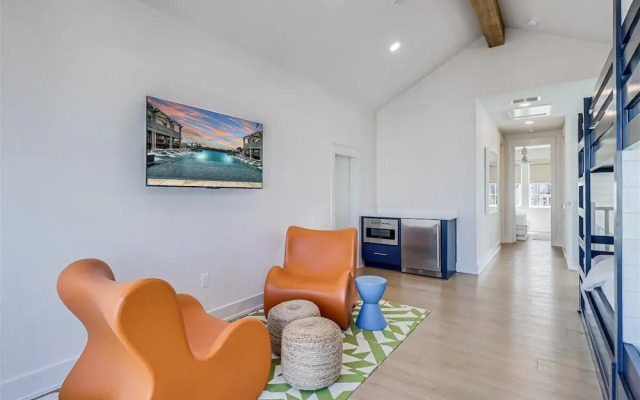 Afterley Pointe 213 LAK