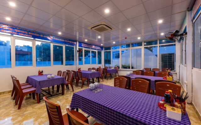 Catba Hong Kong Hotel