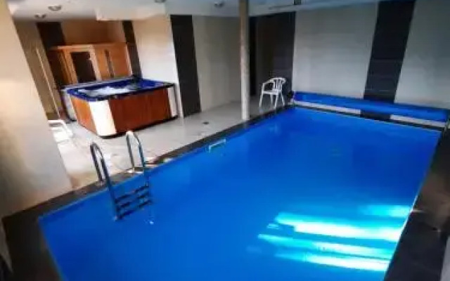 Dinda Apartman
