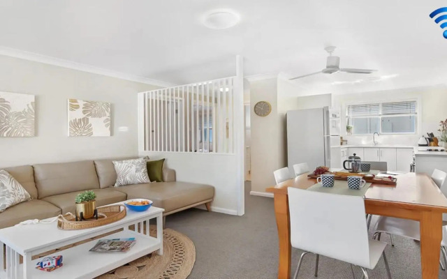 Ocean Blue Apartment Five - ground floor apartment