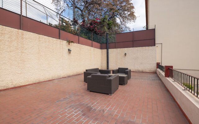 Historical Villa in Heart of the City Center