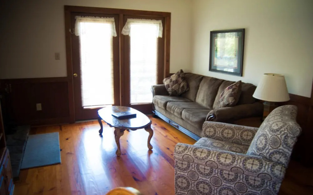 Country Hideaway at Mountain Lakes