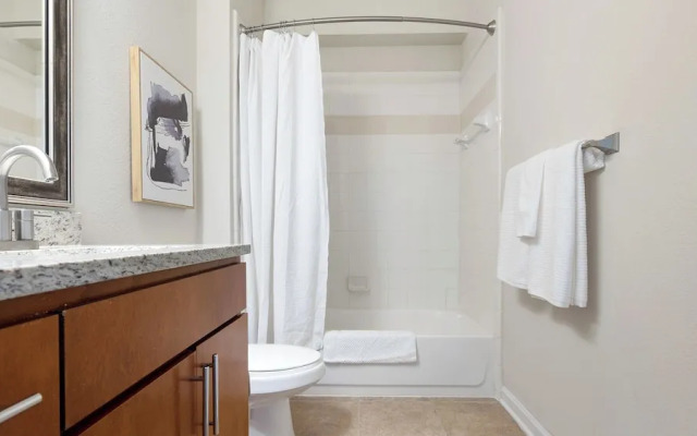 Landing Charlotte Apartments