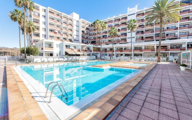 Apartamento a pie del mar