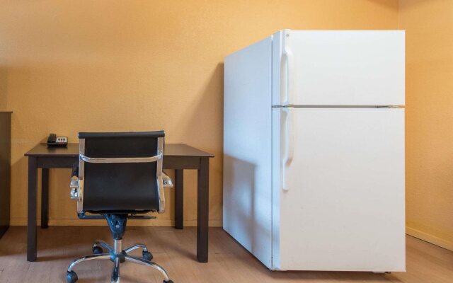 Knights Inn Fort Worth