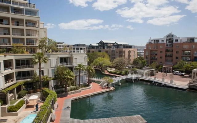 The Marina Family Penthouse - 704