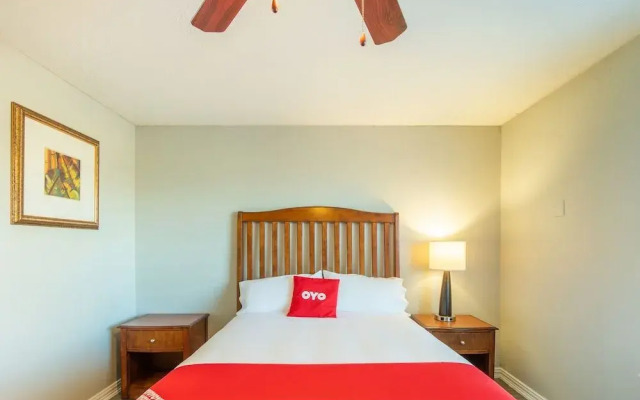OYO Apartments at Eden Pointe
