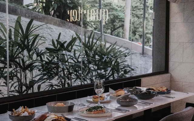 Monocolo Boutique Hotel
