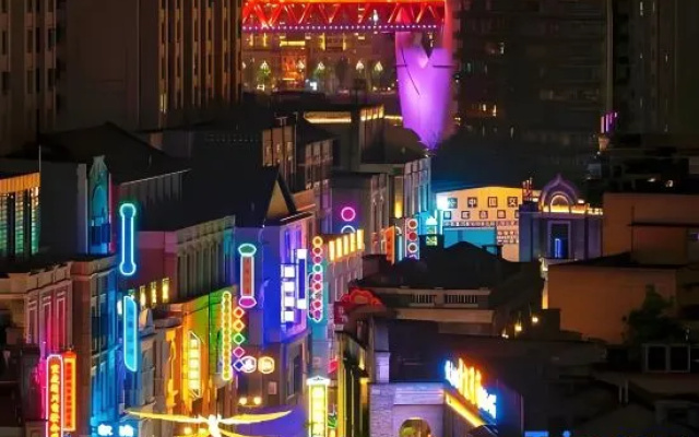 Jie Fangbei Hongyadong Juman Yinying Riverview Hotel-style – Exterior – Chongqing