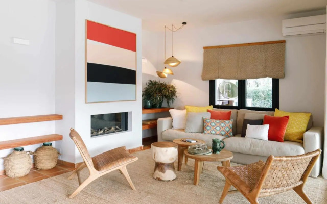 The Adelante House