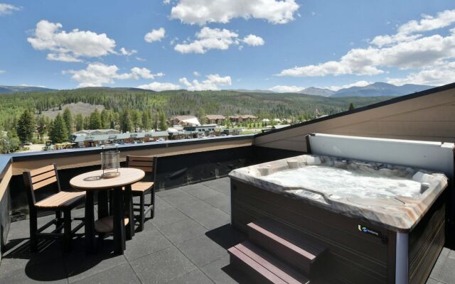 Arrow Luxury Townhomes by Winter Park Escapes