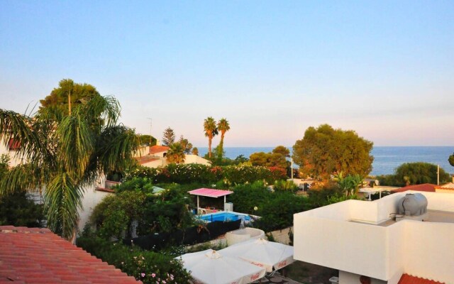 Apartment With 3 Bedrooms in Fontane Bianche, With Wonderful sea View, Enclosed Garden and Wifi - 100 m From the Beach