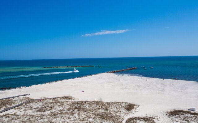 Perdido Beach Resort