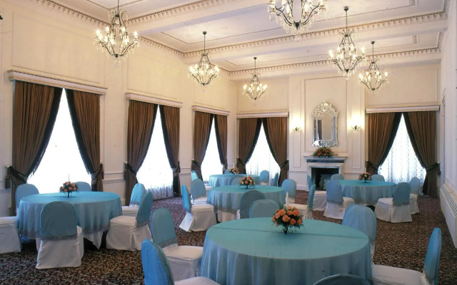 The Lalit Grand Palace Srinagar