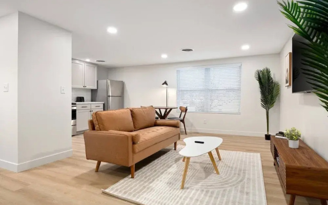 The Silo 6 - Modern Abode