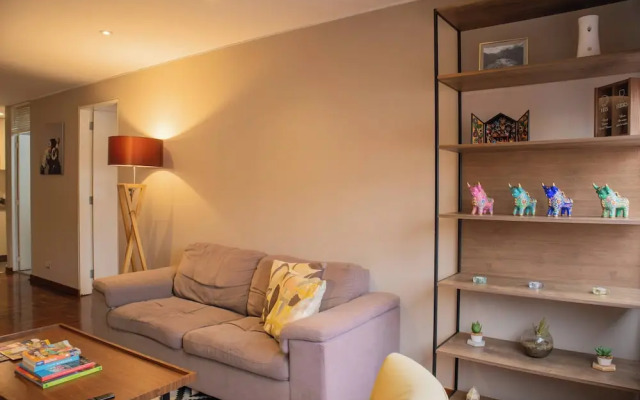 Sophisticated 1BR Stay in Prime Miraflores