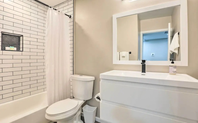Tucson Getaway w/ Private Pool & Gas Grill!