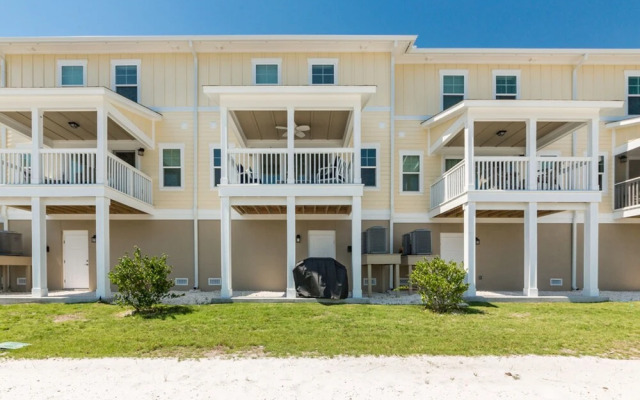 The Beach House - Townhomes at Lost Key
