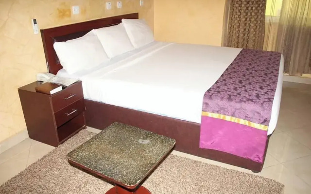 Bestway Luxury Suites