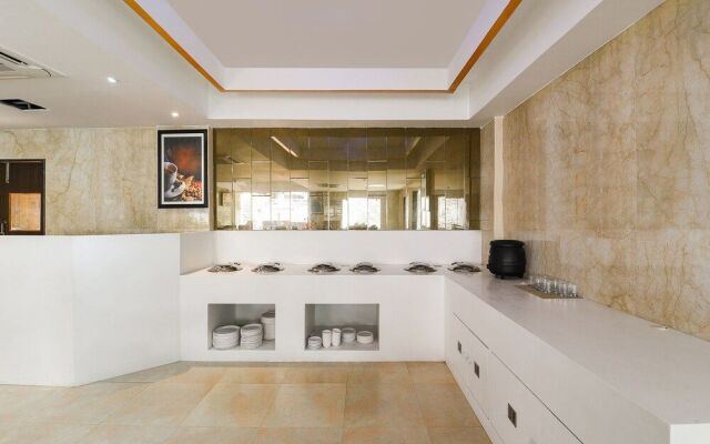 Capital O 29581 Rohini Jazz