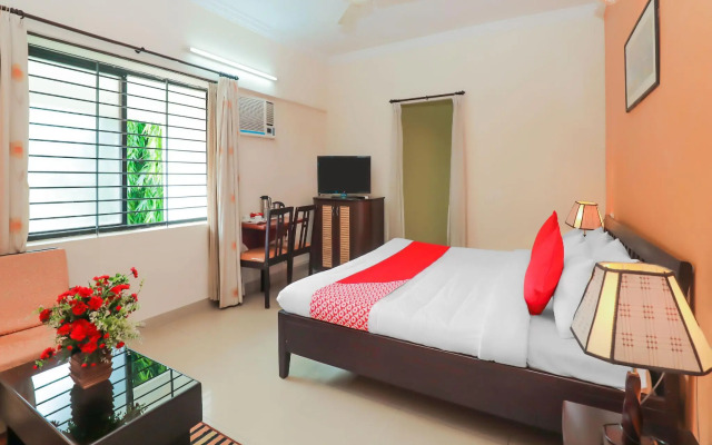 OYO 17278 Hotel Srinivas