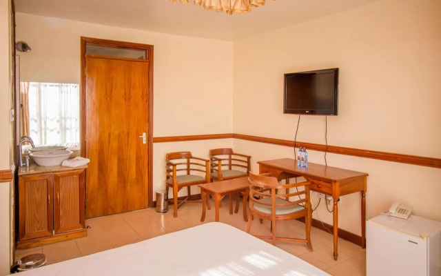 Gray's Oak Hotel