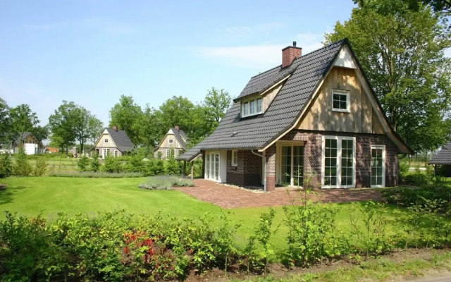 Beautiful House With Garden