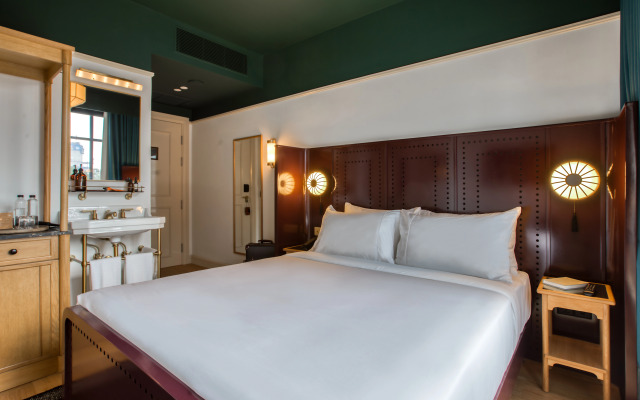 The Chow Kit - an Ormond Hotel