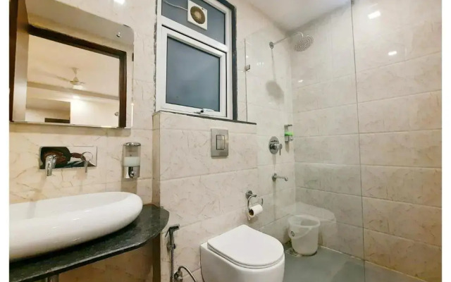 Qotel Hotel Church House Rohini Sector 15