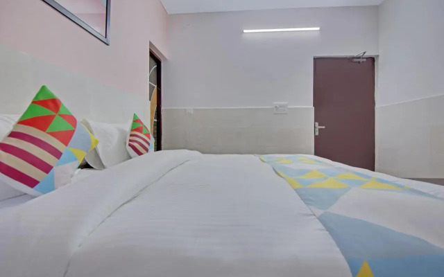 Oyo Home 78927 Elegant Studio Sarita Vihar