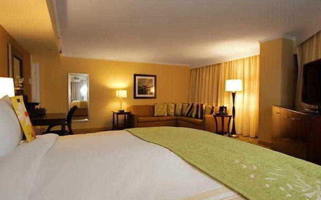 Holiday Inn Select Memphis East