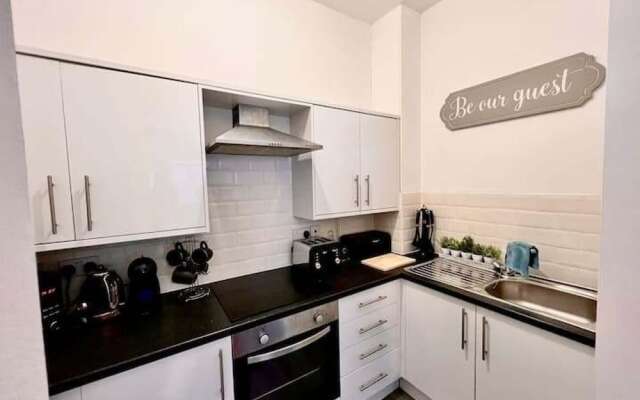 Lovely 2-bed Apartment in Liverpool