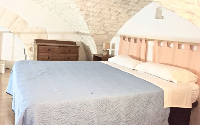 Pomponazzi Apartment